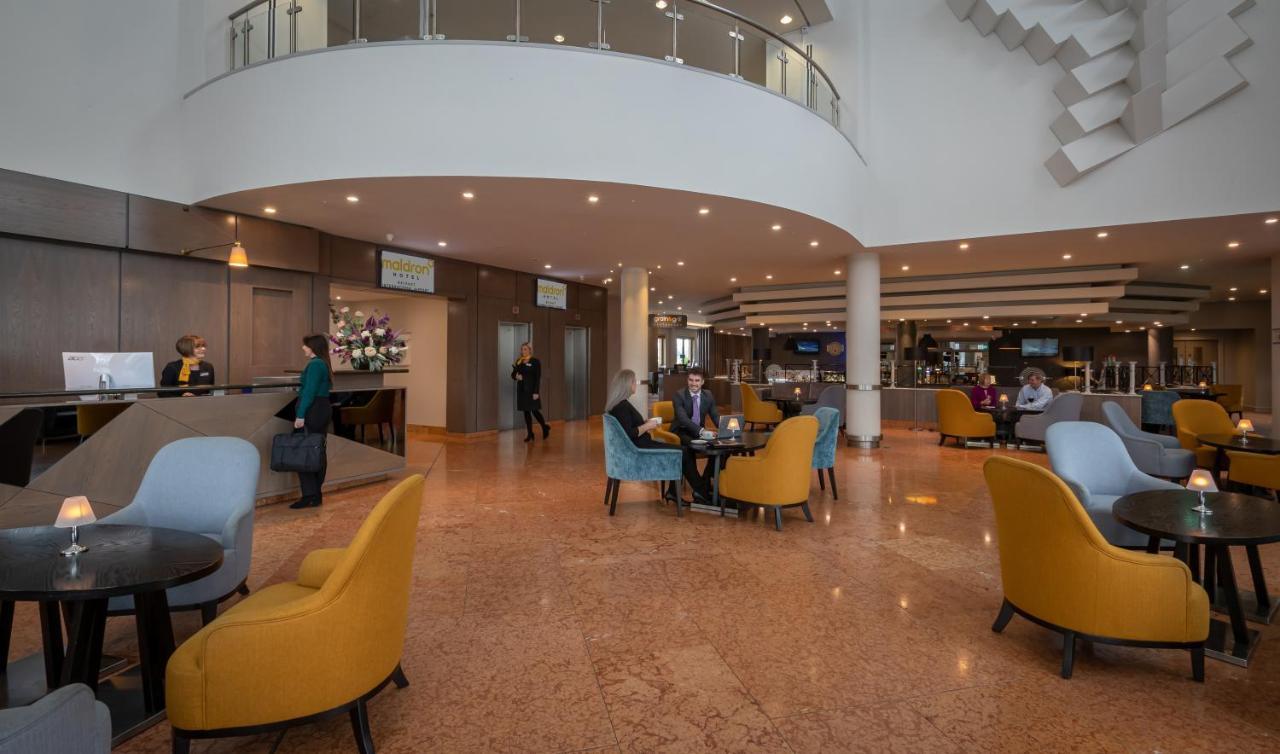 Maldron Hotel Belfast International Airport Aldergrove Extérieur photo
